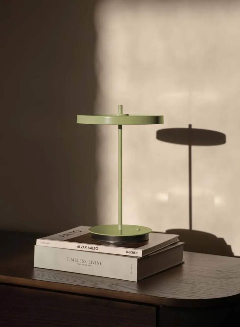 Asteria Move Monochrome oppladbar bordlampe