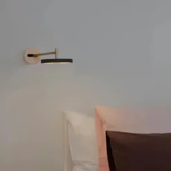 Asteria vegglampe lang til skjult anlegg