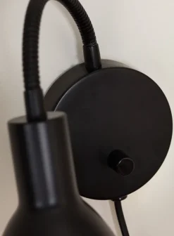 Bent vegglampe