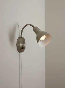 Bent vegglampe