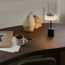 Blossi mini oppladbar bordlampe H26