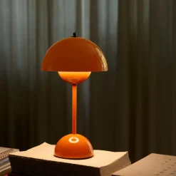 Flowerpot VP9 oppladbar bordlampe