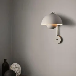 Flowerpot VP8 vegglampe