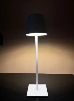 Grimstad oppladbar bordlampe