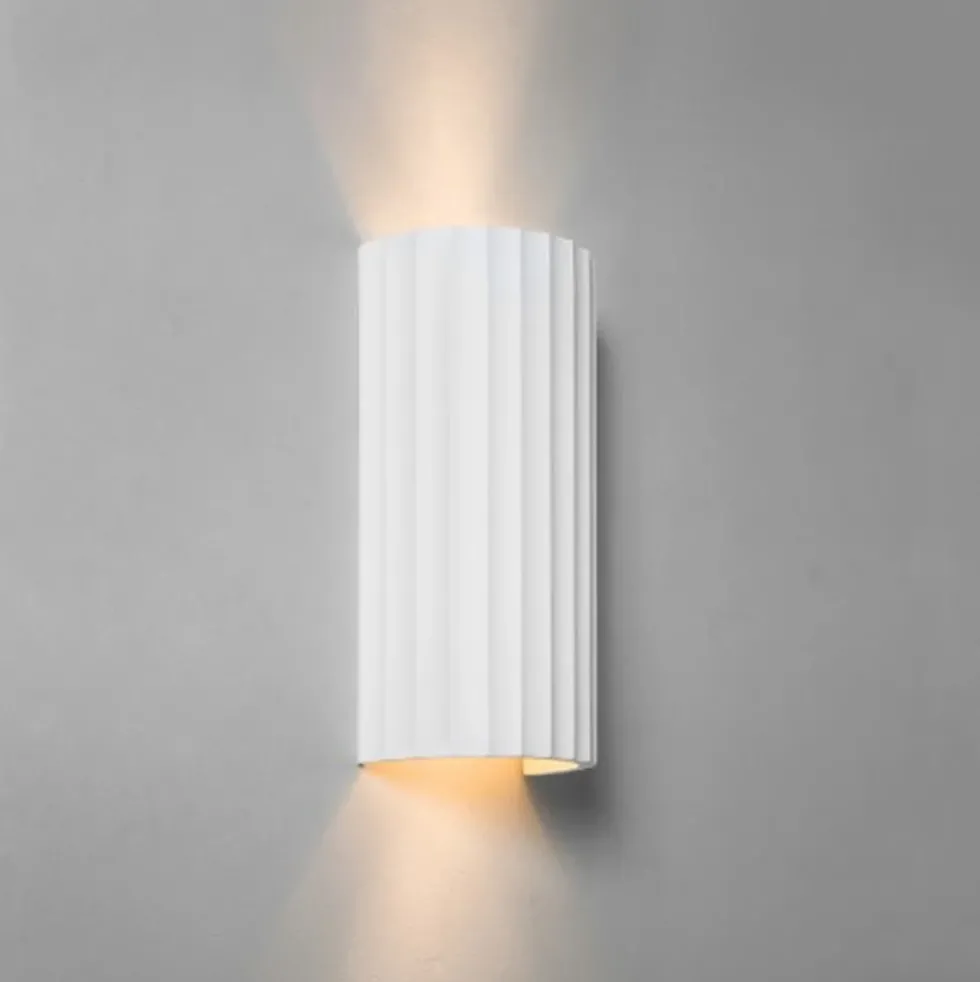 Kymi 300 vegglampe