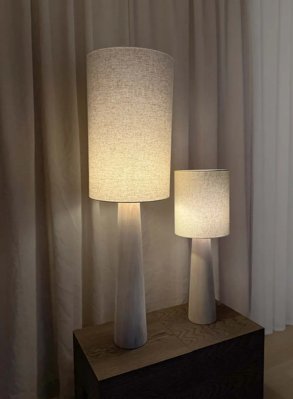 Linde bordlampe med skjerm - h74