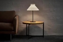 LK334 bordlampe m/skjerm