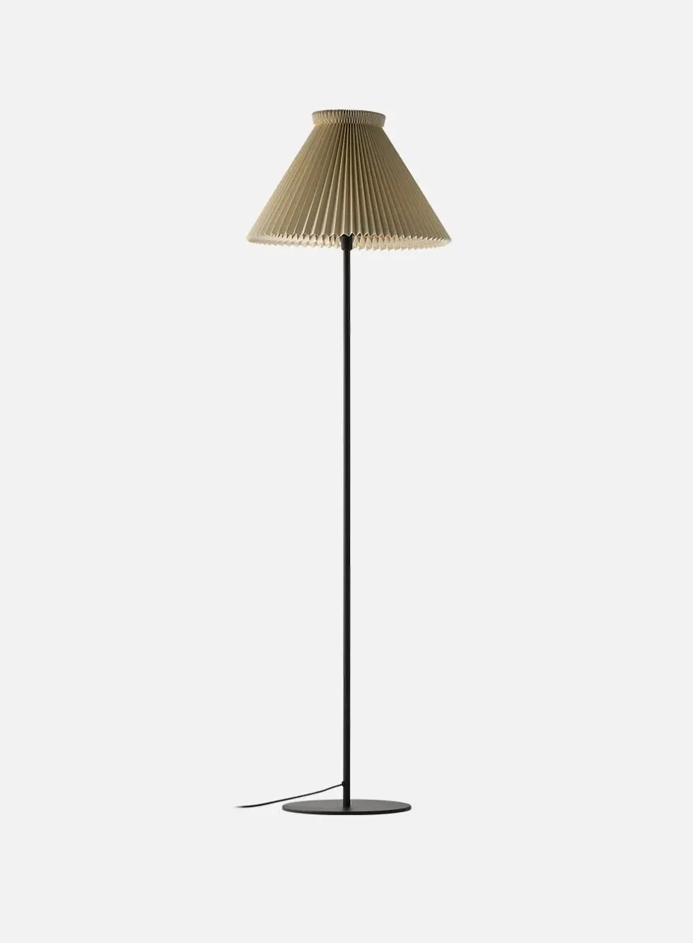 LK334 gulvlampe m/skjerm