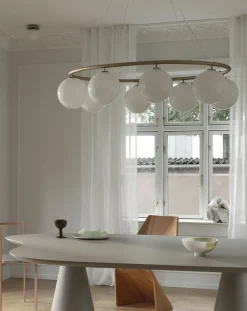 Miira 8 oval taklampe