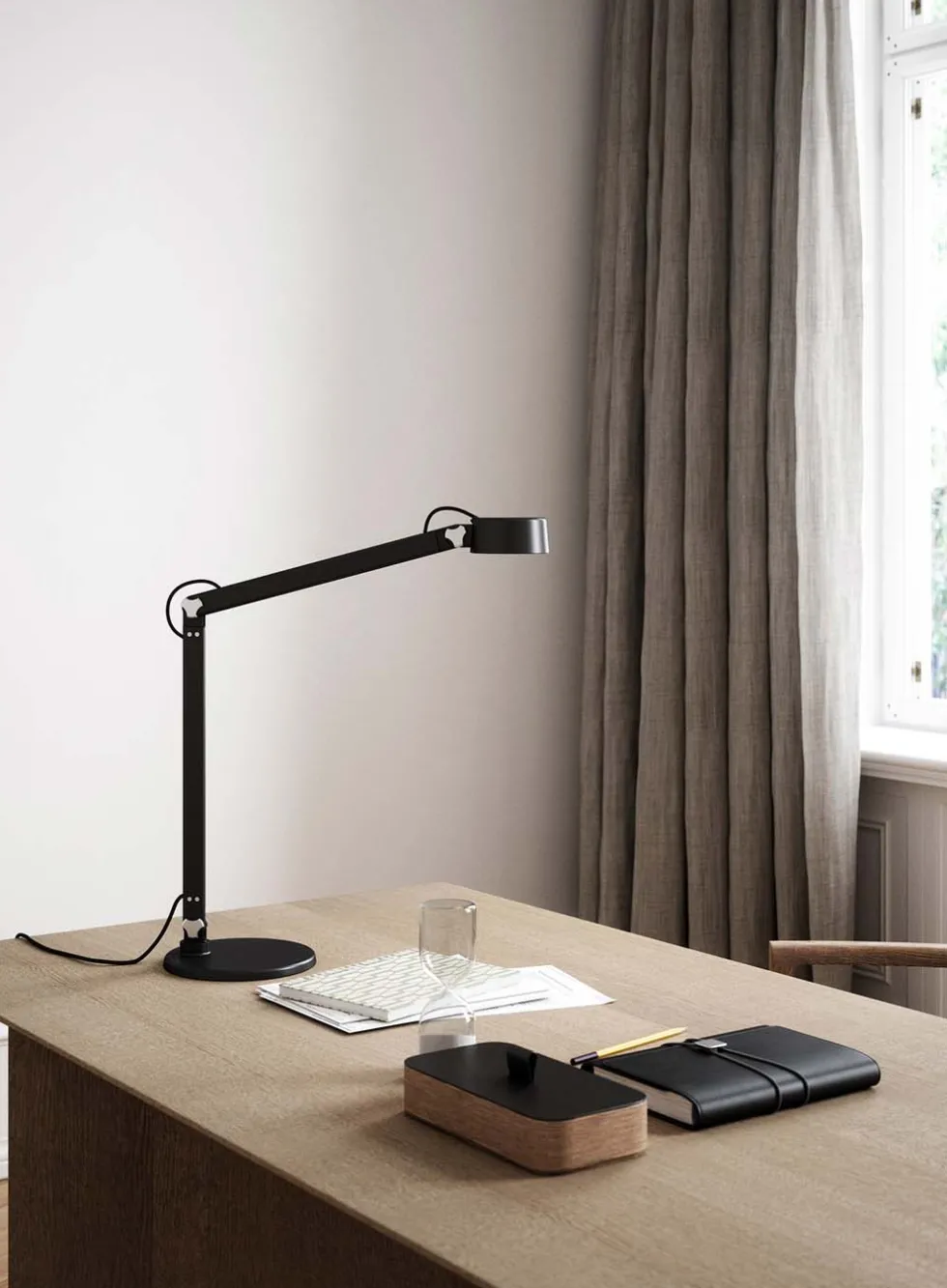 Nobu bord/vegglampe