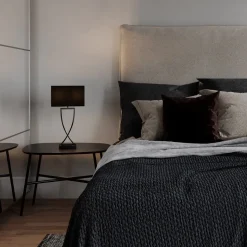 Omega bordlampe m/skjerm - h52