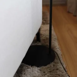 Slim gulvlampe
