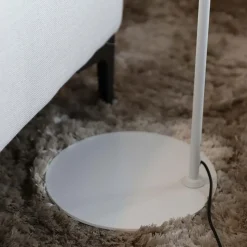 Slim gulvlampe