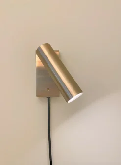 Slim vegglampe