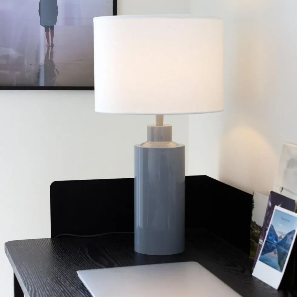 Solo bordlampe m/hvit skjerm - h46