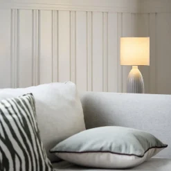 Uno bordlampe m/skjerm - h37